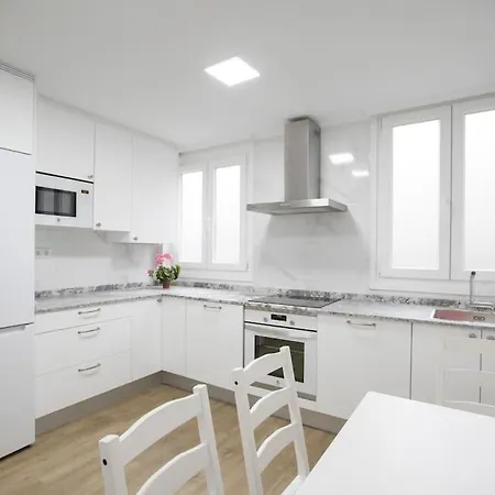 Alhóndiga Flat By Next Stop