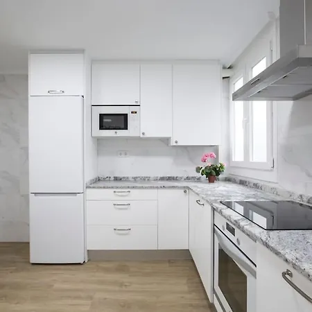 Alhondiga Flat By Next Stop *