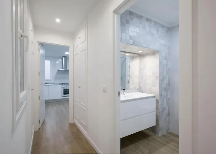 Alhondiga Flat By Next Stop Apartment